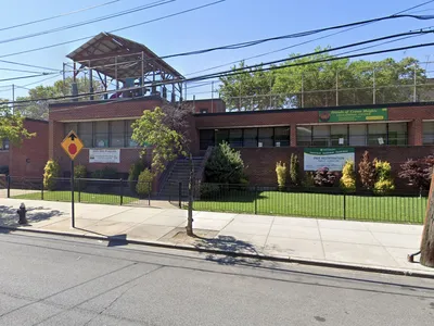 On Brooklyn&#39;s Hegeman Avenue, one of the centers with a rooftop playground spans an entire city block.